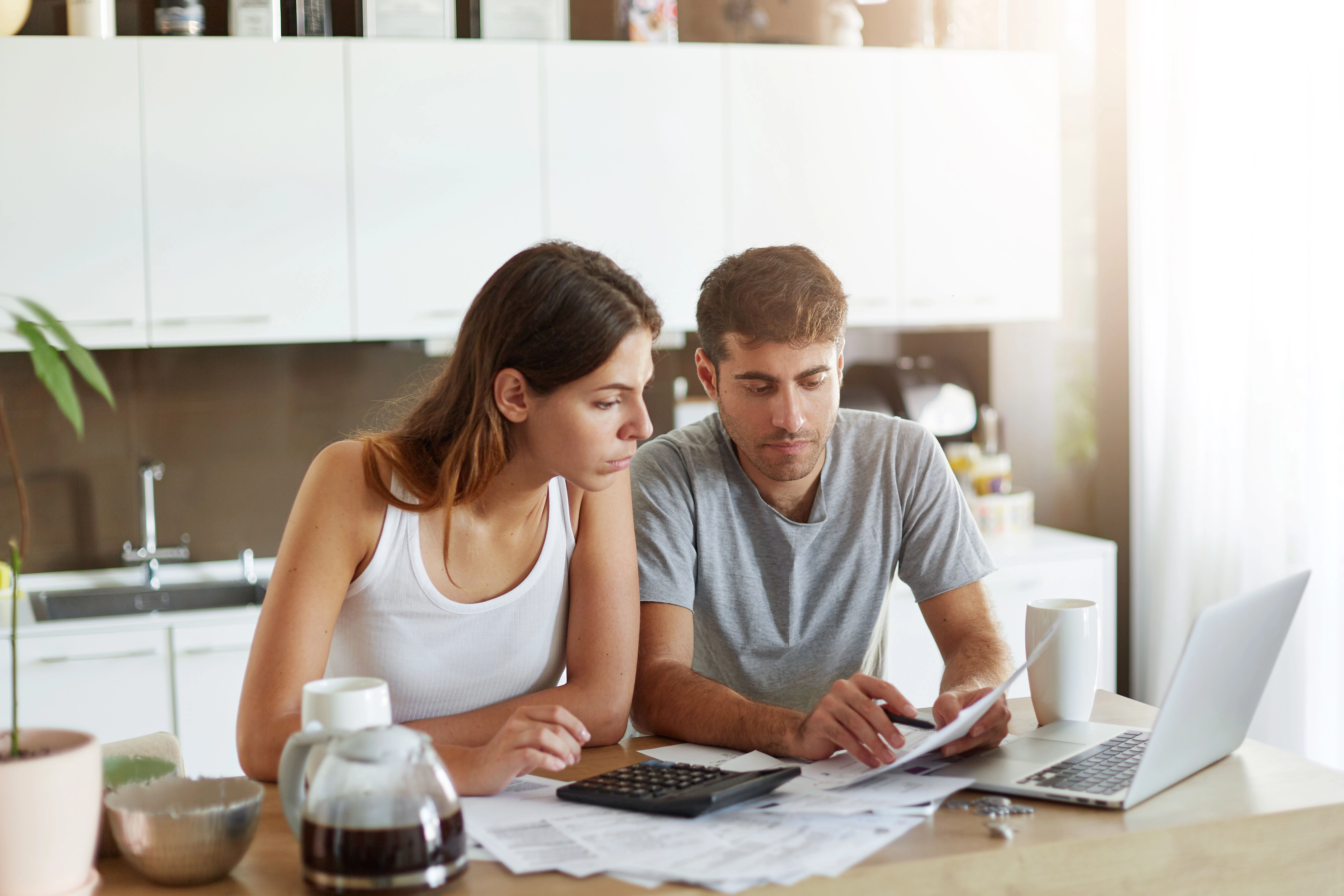 Pros and cons of debt settlement