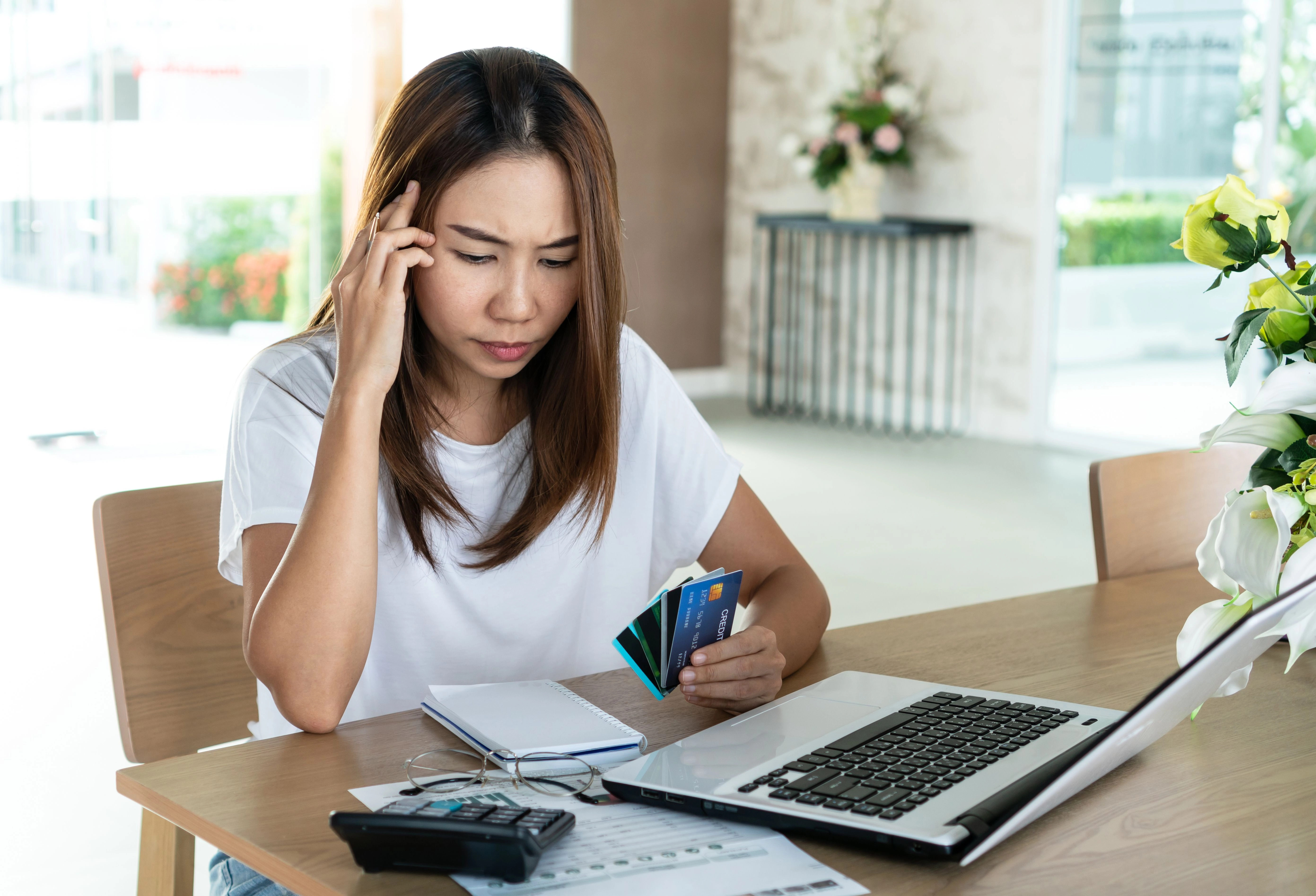 4 ways to pay off $30K in credit card debt